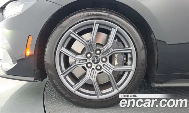 Ford Mustang 7th Gen — Фото автомобиля 5