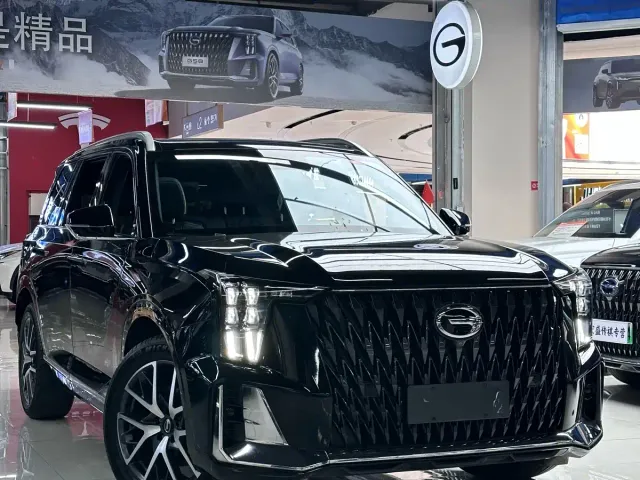 GAC Trumpchi GS8 — Фото автомобиля 5