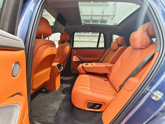 Aito M7 — Фото автомобиля 14
