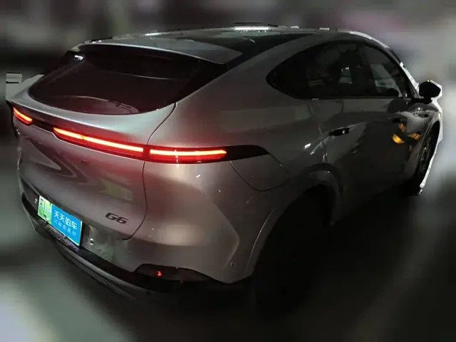 Xpeng G6 — Фото автомобиля 2