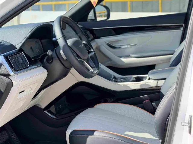 BYD Song PLUS — Фото автомобиля 14