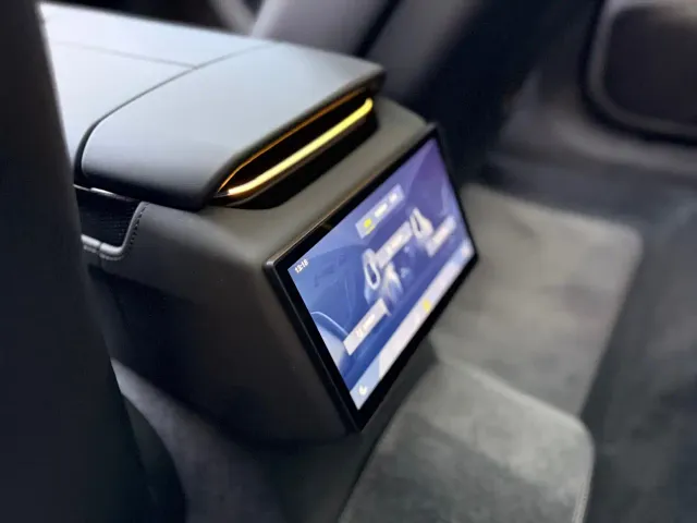 Lotus Emeya — Фото автомобиля 22