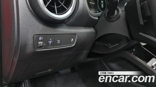 Hyundai Kona New — Фото автомобиля 20