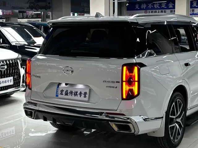 GAC Trumpchi GS8 — Фото автомобиля 9