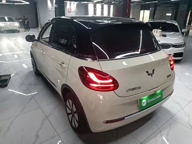 Wuling Bingo — Фото автомобиля 4
