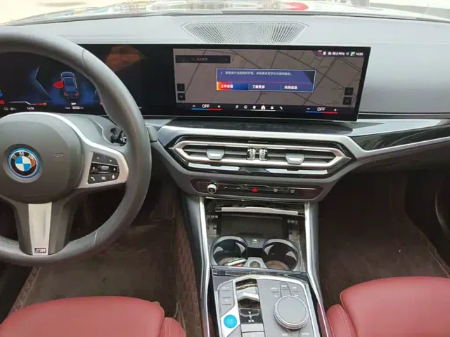 BMW i3 — Фото автомобиля 12