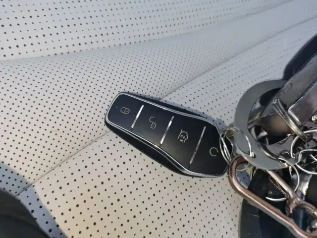 BYD Seal 05 DM-i — Фото автомобиля 8