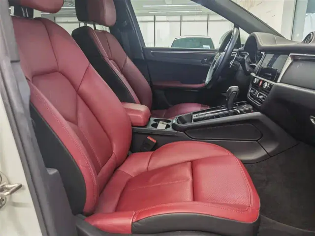 Porsche Macan — Фото автомобиля 10