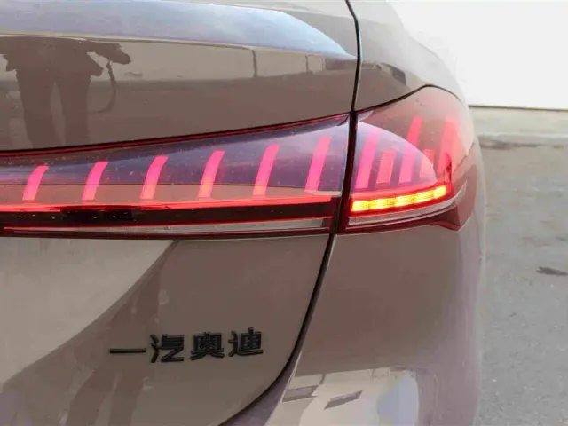 Audi A5L — Фото автомобиля 14