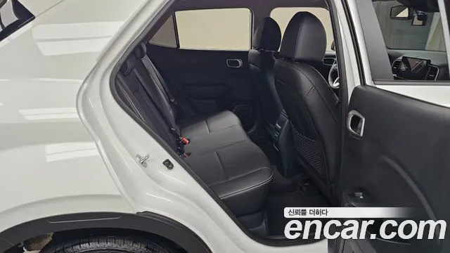 Hyundai Venue Venue 1.6 Premium — Фото автомобиля 11