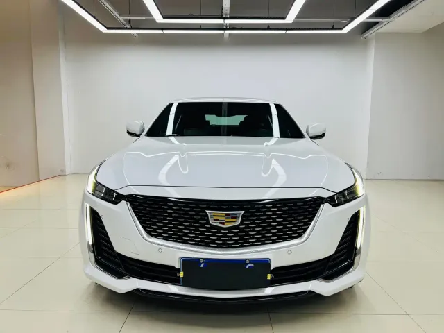 Cadillac CT5 — Фото автомобиля 2