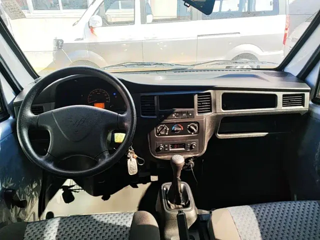 Wuling Zhiguang — Фото автомобиля 9