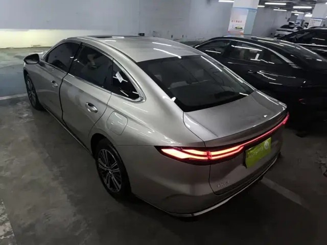 Geely Galaxy Stellar 6 — Фото автомобиля 4