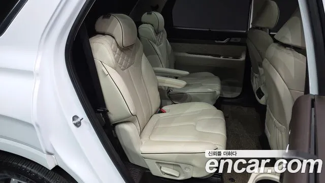 Hyundai Palisade Palisade Дизель 2.2 2WD — Фото автомобиля 12