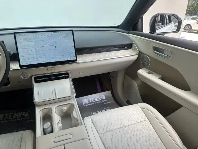 Toyota BoZhi 3X — Фото автомобиля 7