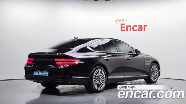 Genesis G80 RG3 — Фото автомобиля 2