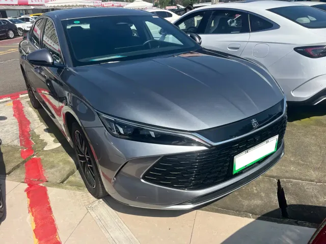 BYD Qin L — Фото автомобиля 13