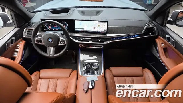 BMW X7 — Фото автомобиля 7