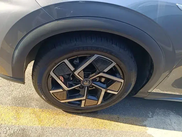 BYD Yuan PLUS — Фото автомобиля 22