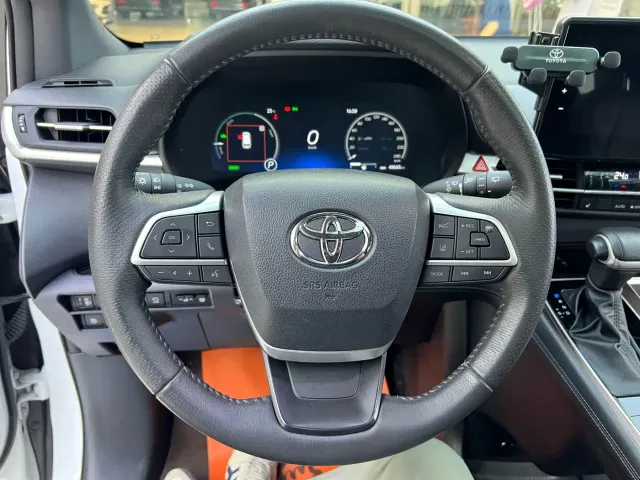 Toyota Granvia — Фото автомобиля 15