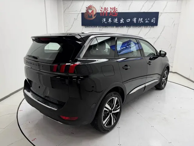 Peugeot 5008 — Фото автомобиля 6