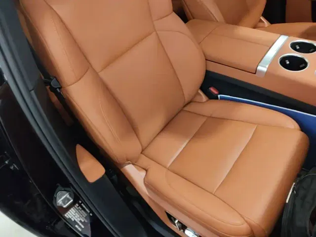Li Auto L7 — Фото автомобиля 24