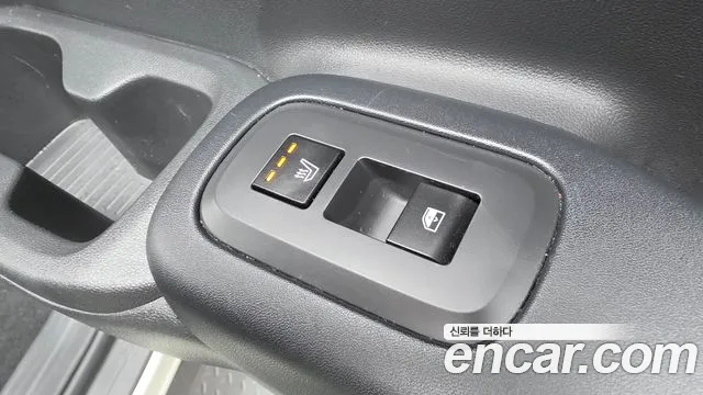 Hyundai Santafe Santa Fe (MX5) Бензин 2.5T 2WD — Фото автомобиля 9
