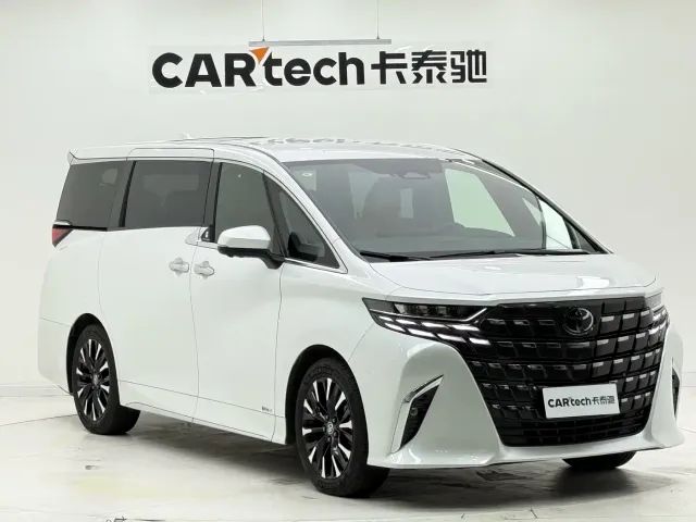 Toyota Alphard — Фото автомобиля 6