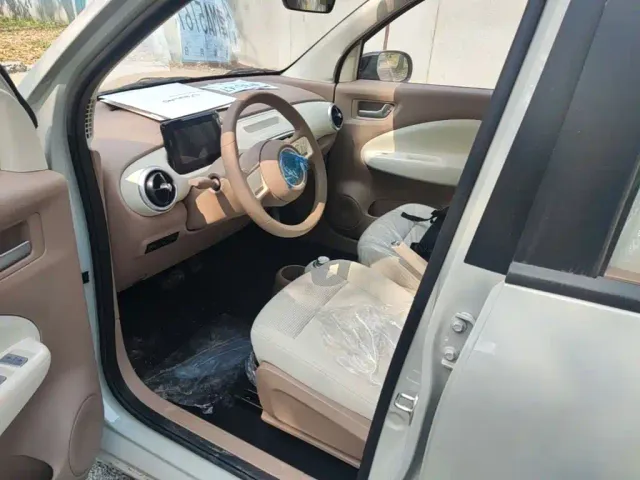 Wuling Hongguang Mini EV — Фото автомобиля 15