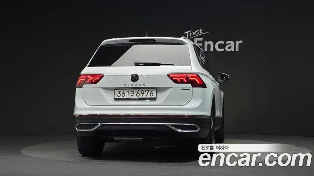 Volkswagen Tiguan Tiguan 2 поколение 2.0 TDI 4Motion Prestige — Фото автомобиля 4