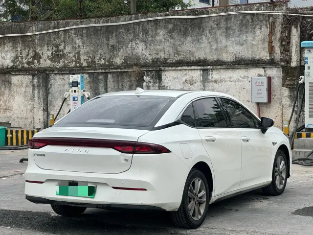 GAC Aion S — Фото автомобиля 9