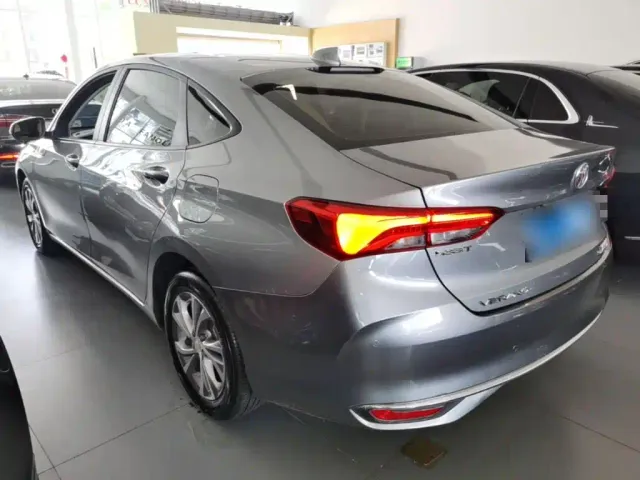 Buick Verano — Фото автомобиля 4