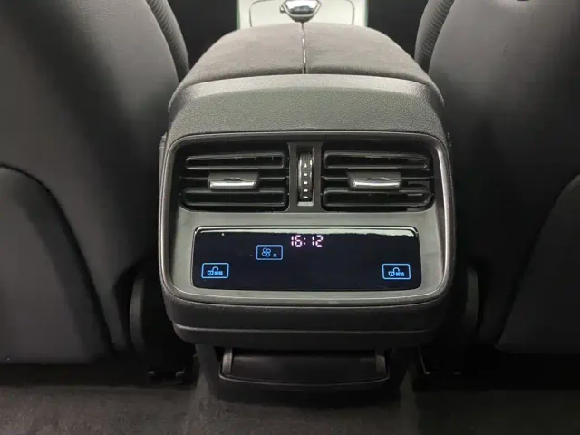 BYD Han — Фото автомобиля 29