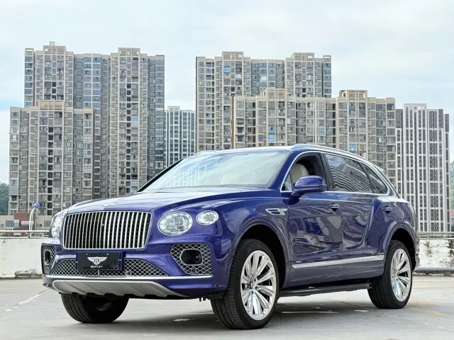 Фотография автомобиля — Bentley Bentayga