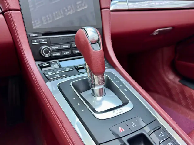 Porsche 718 — Фото автомобиля 7