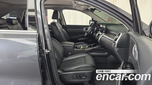 Kia Sorento Sorento 4-е поколение Бензин 2.5T 2WD — Фото автомобиля 23