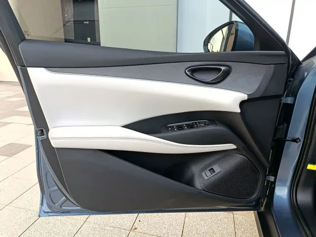 BYD Seal 06 — Фото автомобиля 12