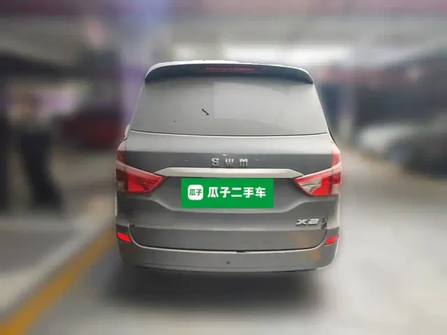 SWM Motor SWM X2 — Фото автомобиля 3