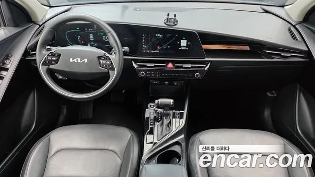 Kia Niro The All New — Фото автомобиля 10