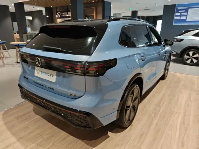 Volkswagen Tiguan L — Фото автомобиля 6