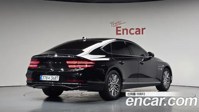 Genesis G80 Бензин 2.5 турбо 2WD — Фото автомобиля 2