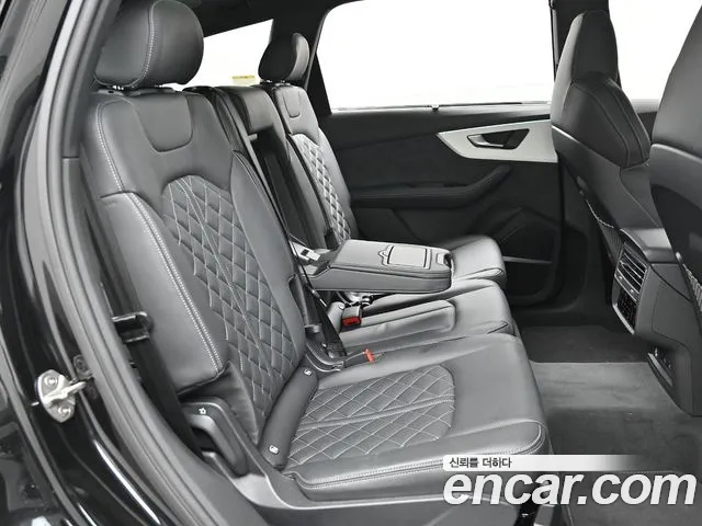 Audi Q7 55 TFSI quattro Premium — Фото автомобиля 11