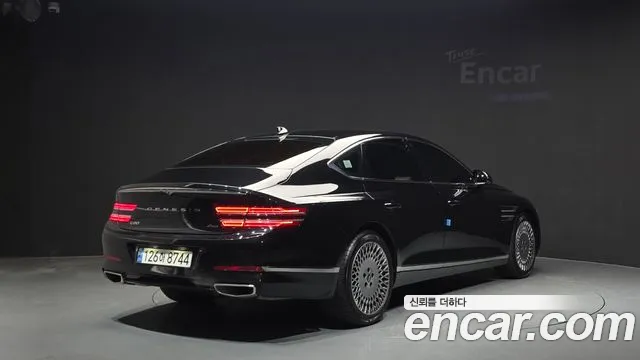 Genesis G80 RG3 — Фото автомобиля 2