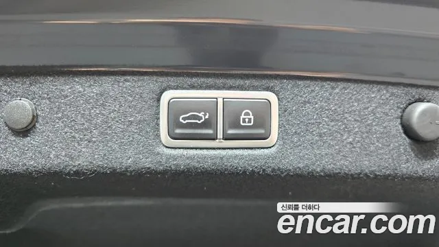 Hyundai Grandeur GN7 — Фото автомобиля 23