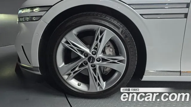 Genesis G90 RS4 — Фото автомобиля 5