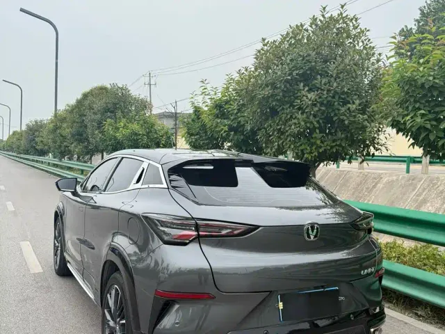 Changan UNI-T — Фото автомобиля 7