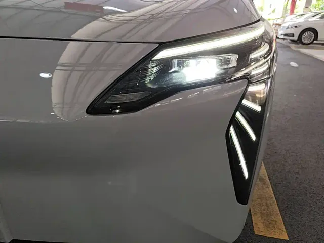GAC Aion Y — Фото автомобиля 23