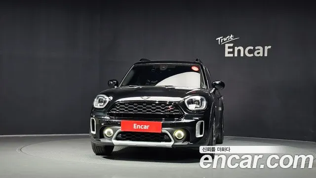 MINI Countryman — Фото автомобиля 3
