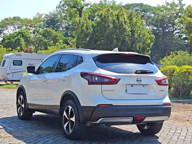 Nissan Qashqai — Фото автомобиля 14