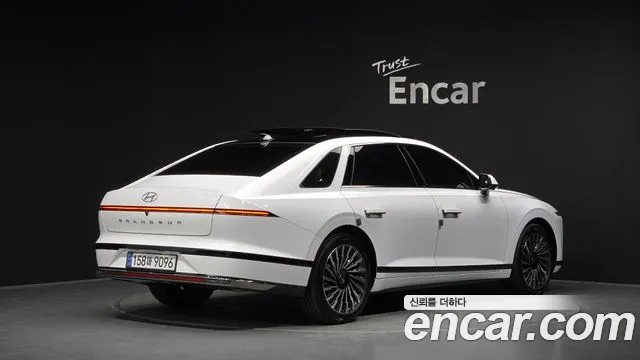 Hyundai Grandeur GN7 — Фото автомобиля 2